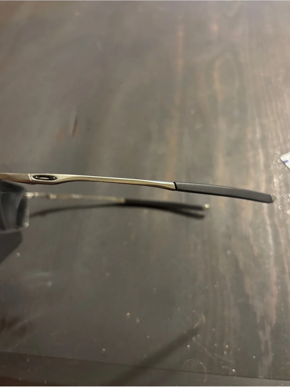 Oakley mint